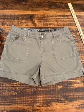 one 5 one Olive Green Utility Cargo Shorts